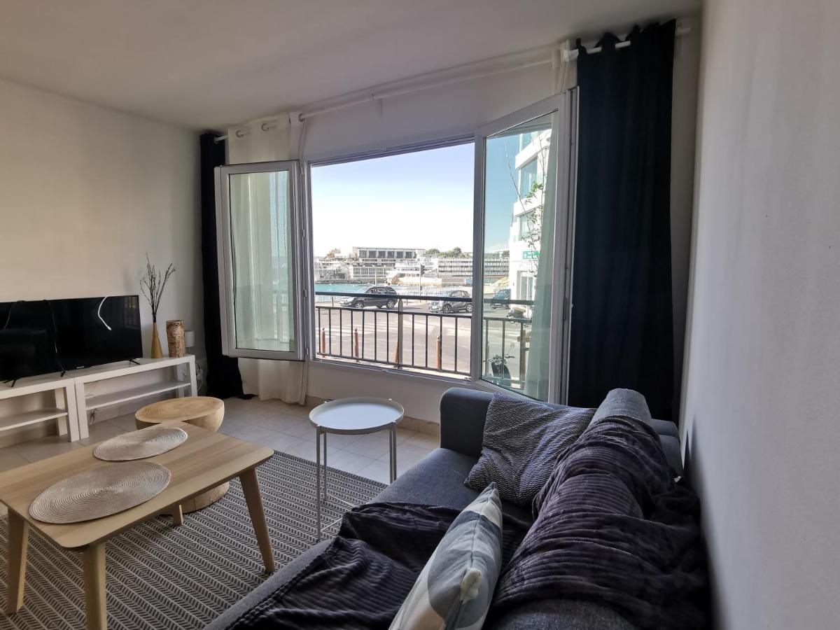 A 50 Metres De La Et 10 Minutes Du Vieux Port 70m2 Sur La Corniche Vue Apartment *